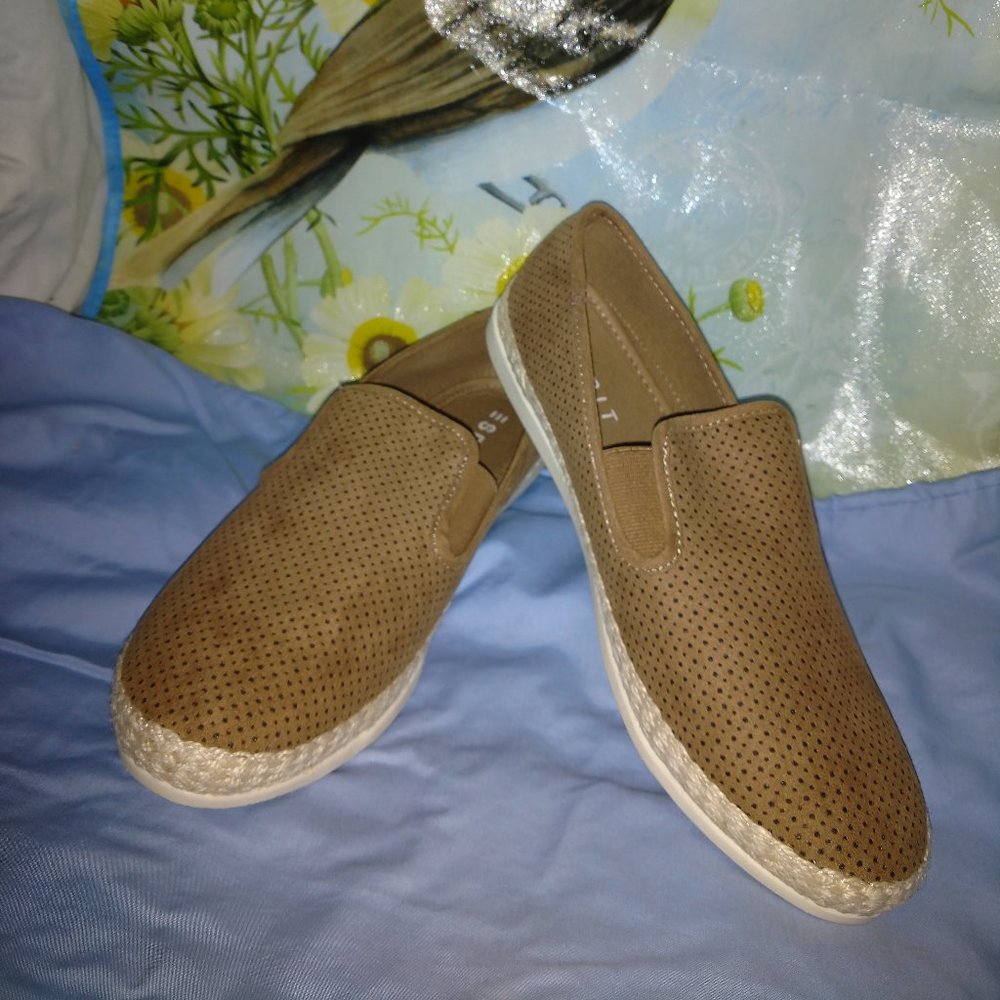 Flat Slide-on Causal by ESPRIT
